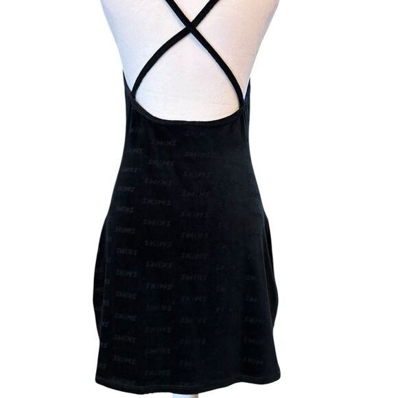SKIMS Logo Velour Slip Dress in Onyx Black Size Large - Picture 6 of 11